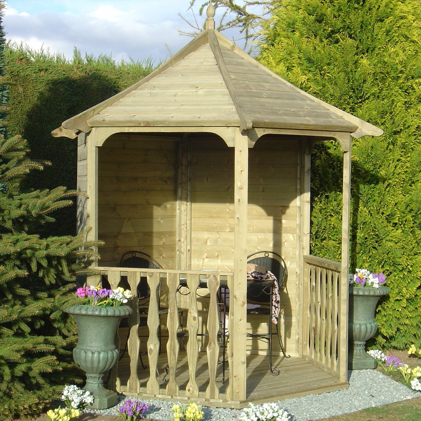 Shire Garden Arbour 6' x 7'