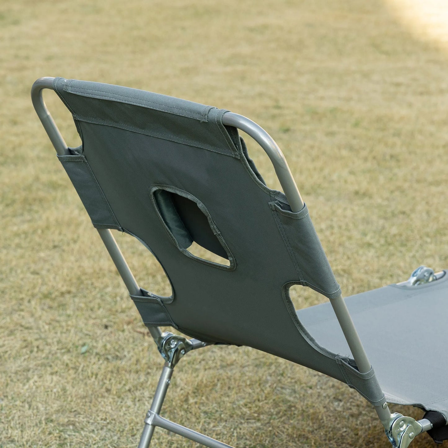 Foldable Sun Lounger with Reading Hole