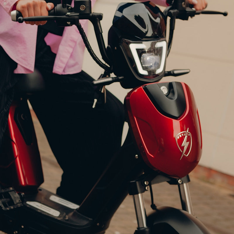 Eskuta Electric Bike SX-250 Series 4 Classic - Gloss Candy Red