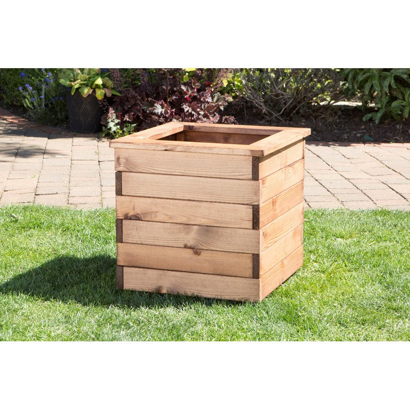 Scandinavian Redwood Garden Planter Set by Charles Taylor