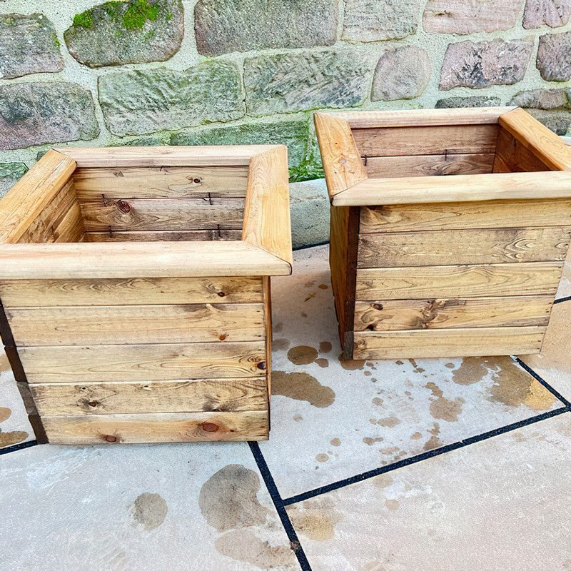 Scandinavian Redwood Garden Planter Set by Charles Taylor