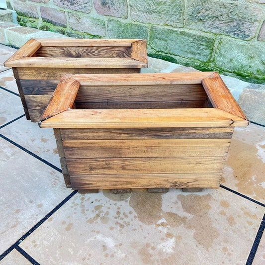 Scandinavian Redwood Garden Planter Set by Charles Taylor