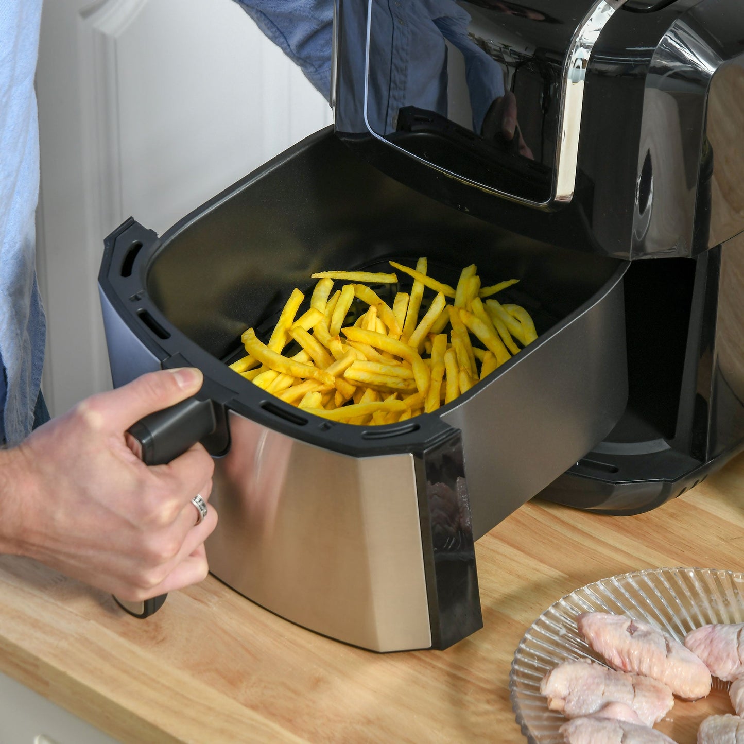 1700W 6.5L Air Fryer 8 Presets With Digital Display Black & Grey