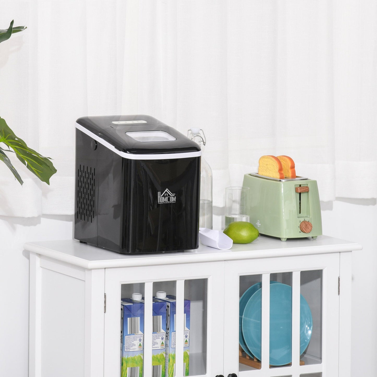 130W 2L 15 Minute Ice Machine Black