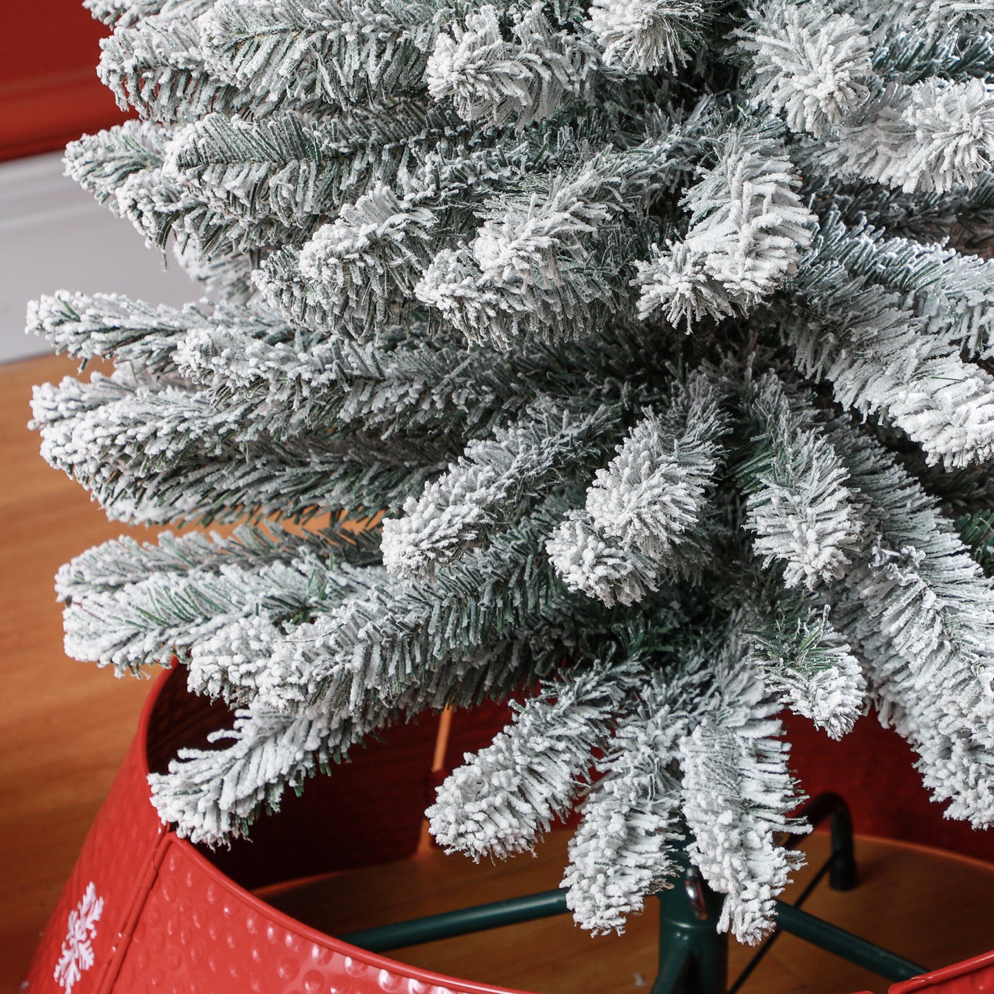 6ft Slim Christmas Tree Artificial - White Frosted Green  329 Tips